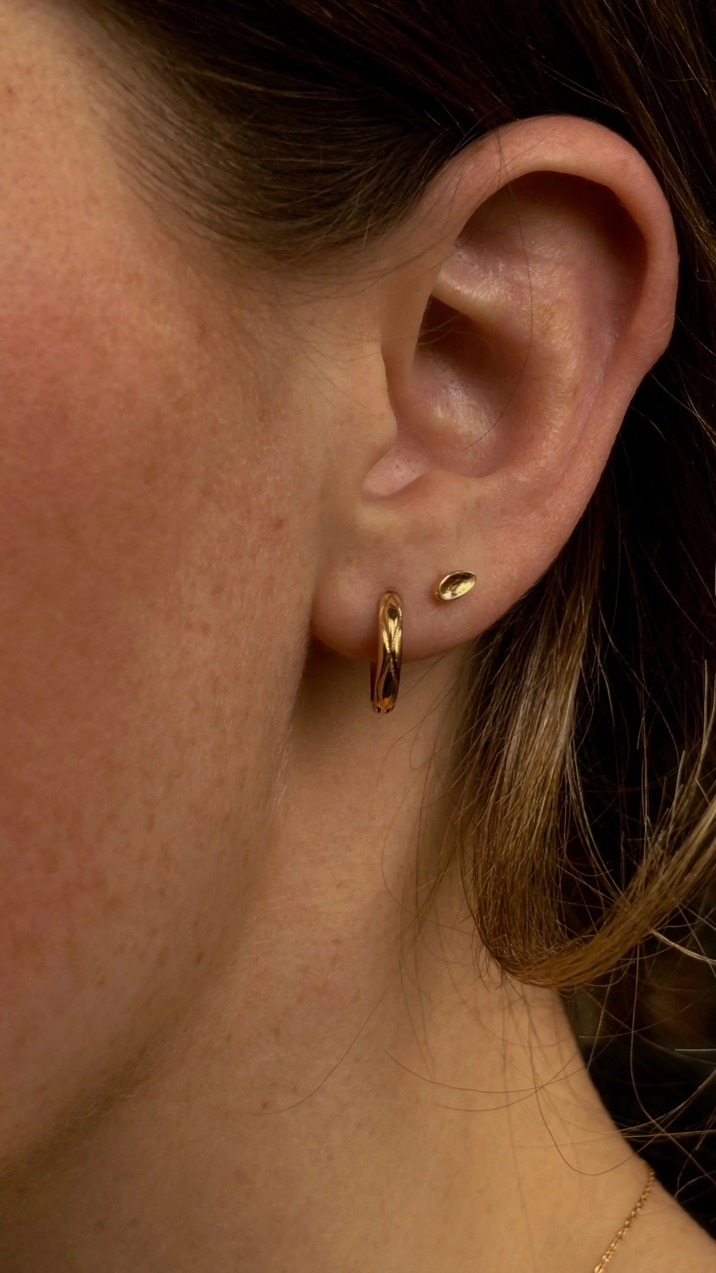 Little Gold Islet Hoops
