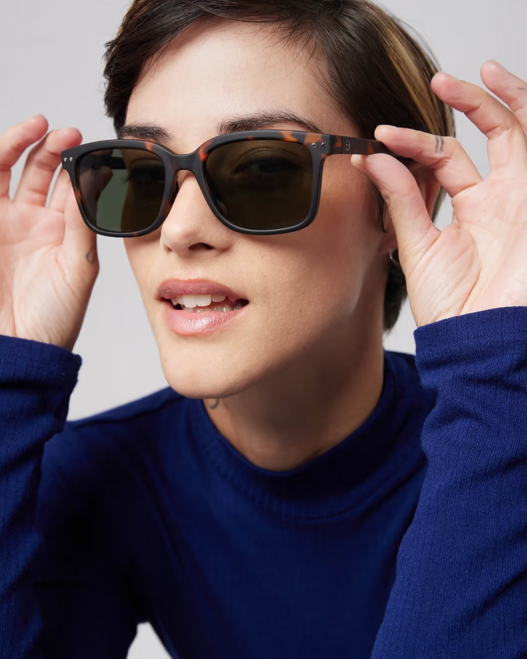 IZIPIZI #L Tortoise Sunglasses