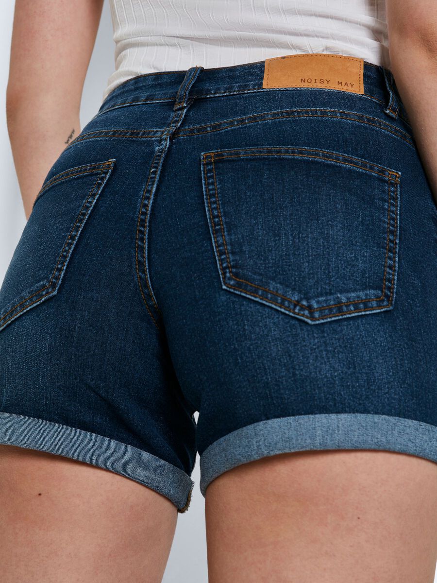 Lucy shorts with on sale pockets